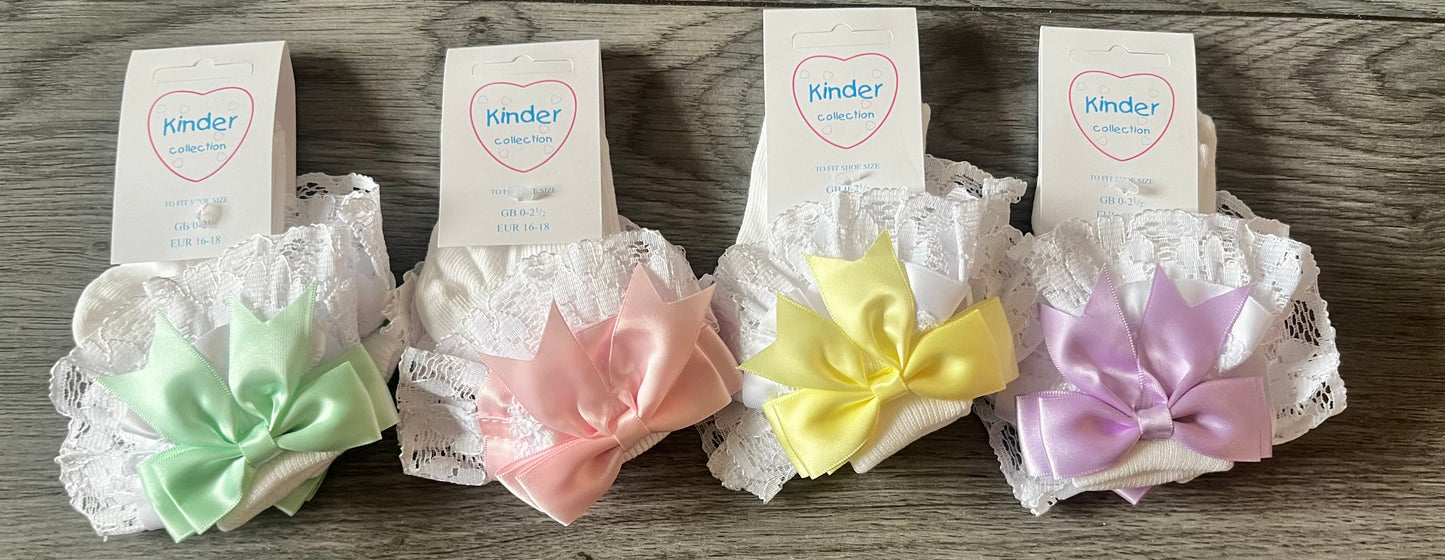 Kinder Collection Ribbon & Lace Bow Socks